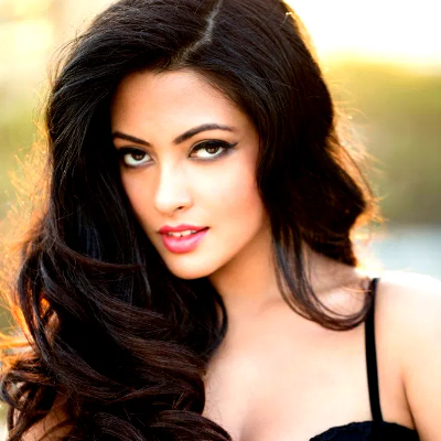 Riya Sen